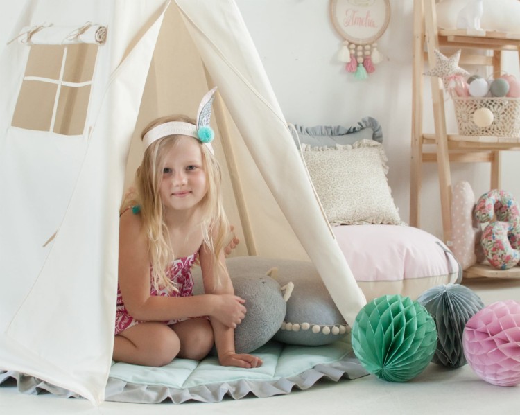 tipi-klasyczne-tipi-bezowe-namiot-zabawa-pokoj-dzieciecy-dziecko-dekoracja-moimili-2-2.jpg
