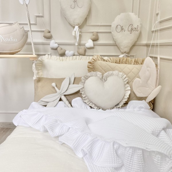 narzuta wafelkowa biała z falbanką