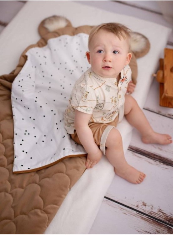 Śpiworek do spania Sleepover Karmel – miękki śpiworek dziecięcy w karmelowym kolorze z tkaniny Minky i bawełny