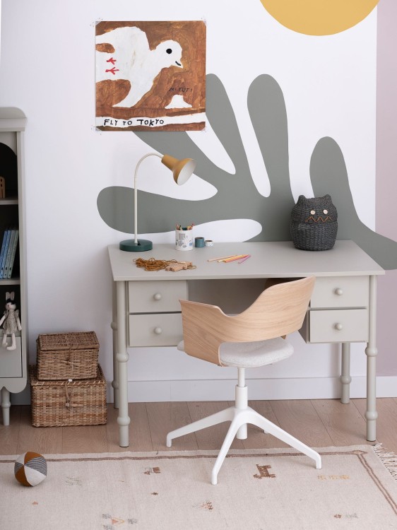 Drewniane biurko dziecięce Babushka Oliwka