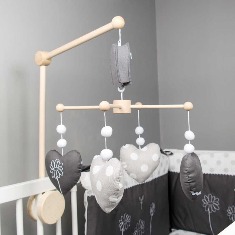 Drewniana karuzela Ważki z obrotową pozytywką do łóżeczka niemowlęcego