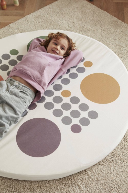 pol_pl_Kids-Concept-Materac-podlogowy-gra-Ludo-32296_3.jpg
