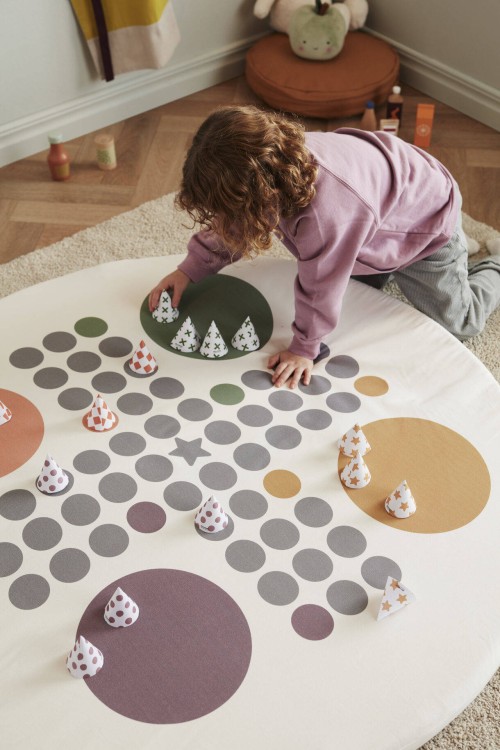 pol_pl_Kids-Concept-Materac-podlogowy-gra-Ludo-32296_2.jpg