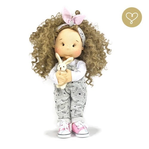 Szmaciana lalka dla dzieci Nina Lullu Dolls – ręcznie robiona