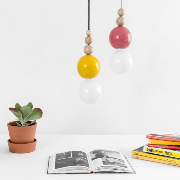 loft-bala-zolta-lampa-wiszaca-kolorowe-kable-2.jpg