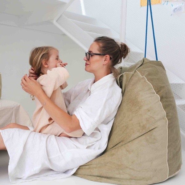 Sztruksowa pufa dla dzieci Cozy Green L