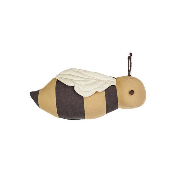 bee-cushion_667x1000-2.jpg