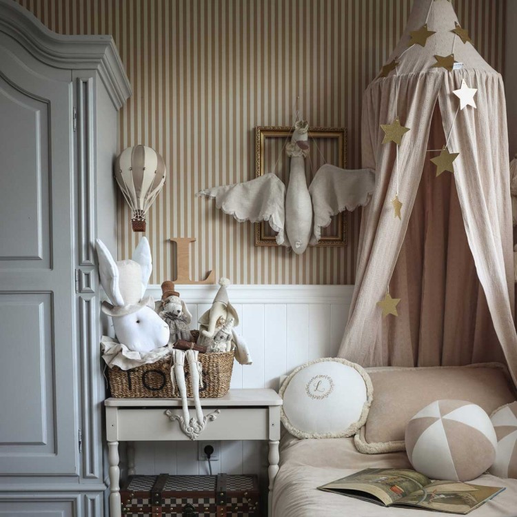 stripes-beige.jpg