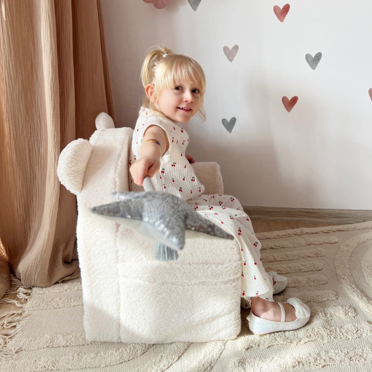 Fotel dla dziecka Boucle Ecru – przytulny fotelik od 9 miesięcy