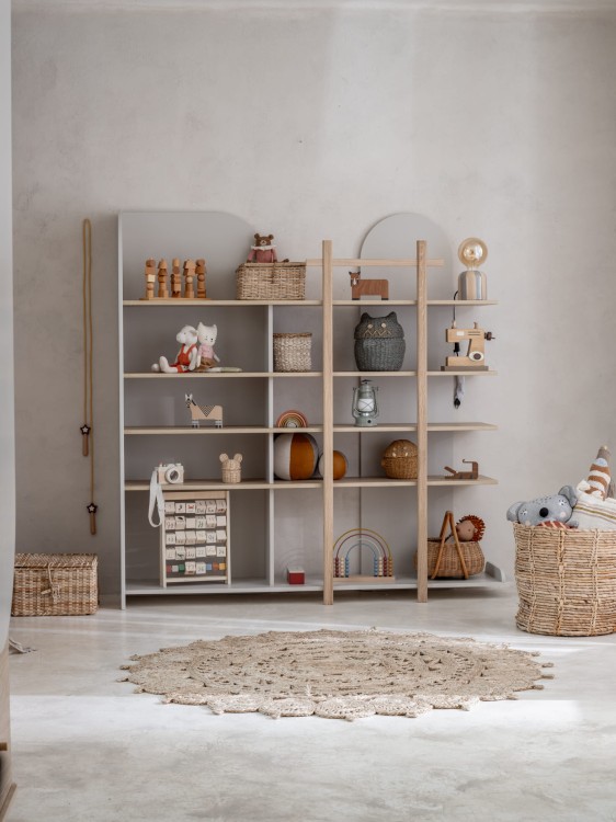 Drewniany regał biblioteczka dla dziecka Bloom