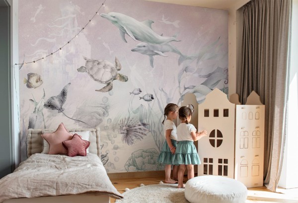 marine-adventure-lila-tapeta-do-pokoju-dzieciecego-z-delfinami-i-morskimi-zwierzakami.jpg