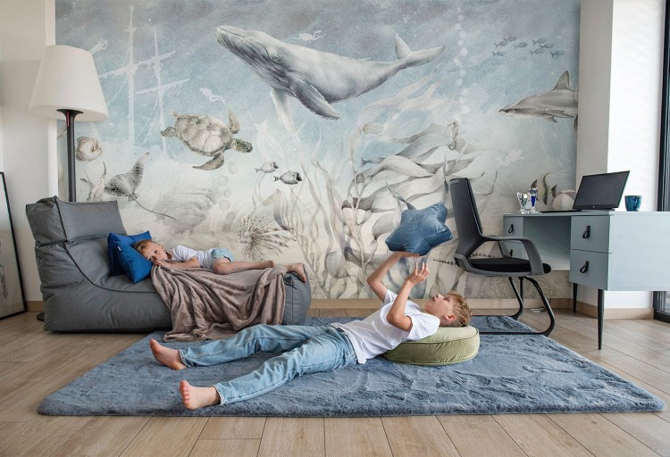 marine-adventure-gray-blue-tapeta-do-pokoju-dzieciecego-z-wielorybem-i-morskimi-zwierzakami.jpg