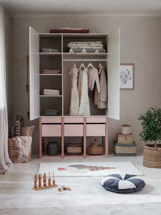 Drewniana szafa dla dziecka TWEENS różowa