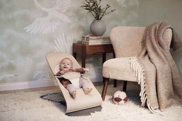 pol_pl_BABYBJORN-lezaczek-BALANCE-SOFT-WOVEN-Khaki-Bezowy-33937_15.jpg