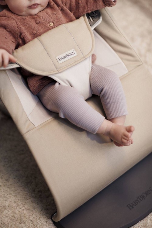 pol_pl_BABYBJORN-lezaczek-BALANCE-SOFT-WOVEN-Khaki-Bezowy-33937_12.jpg