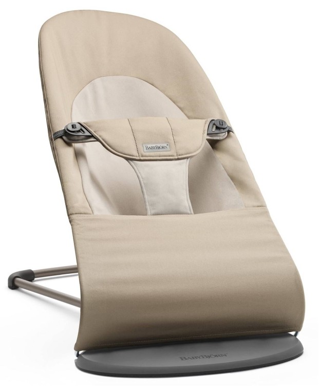 pol_pl_BABYBJORN-lezaczek-BALANCE-SOFT-WOVEN-Khaki-Bezowy-33937_2.jpg
