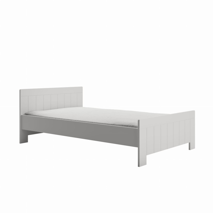 Białe łóżko dziecięce Calmo 120x200 cm z możliwością dodania barierki i szuflady, wykonane z MDF i drewna sosnowego