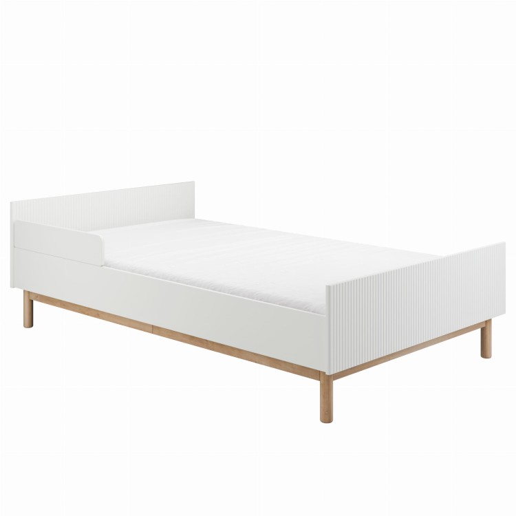 Miloo_bed200x120_white_2.jpg