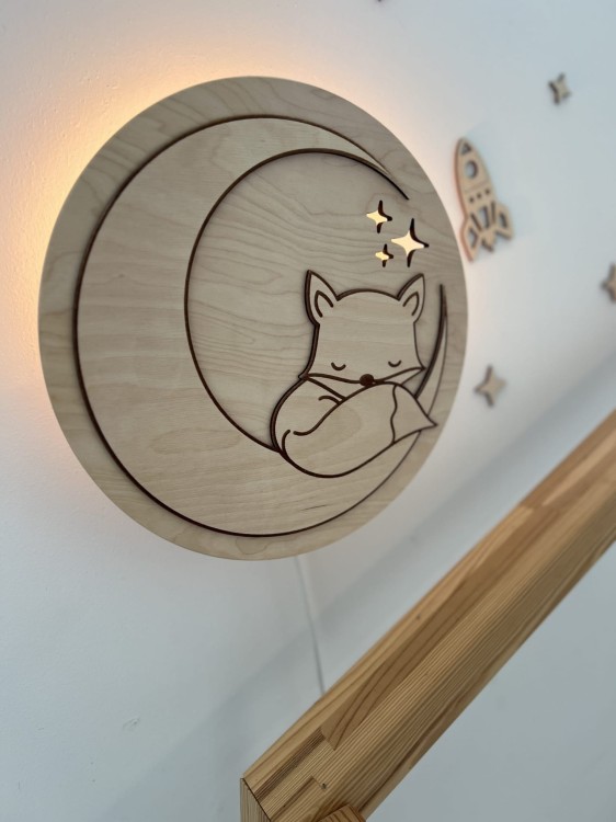 drewniana-lampka-nocna-do-pokoju-dziecka-lisek.jpg
