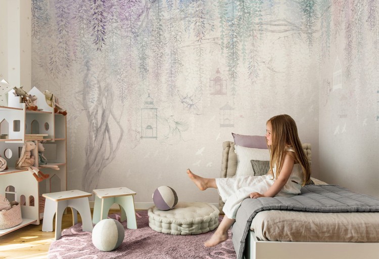 wisteria-kids-cotton-candy-tapeta-do-pokoju-dzieciecego-z-kwiecistym-drzewem-i-ptakami.jpg