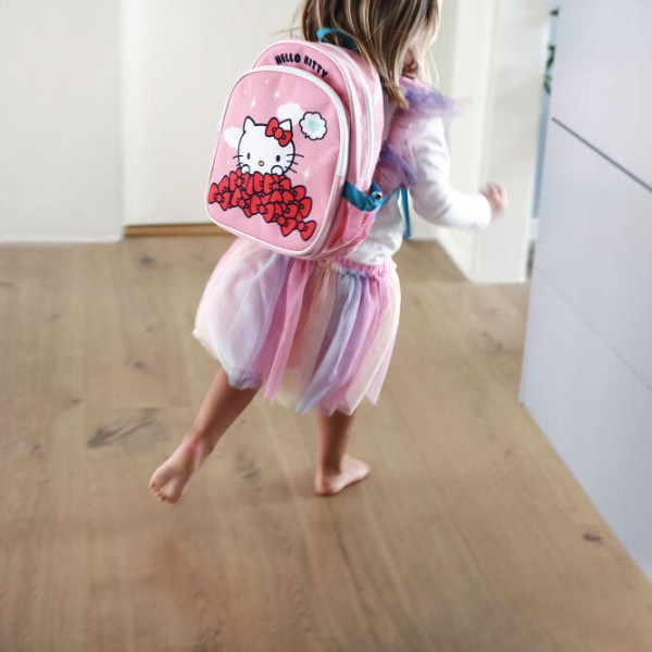 big_I-70000700-Hello-Kitty-backp.jpg