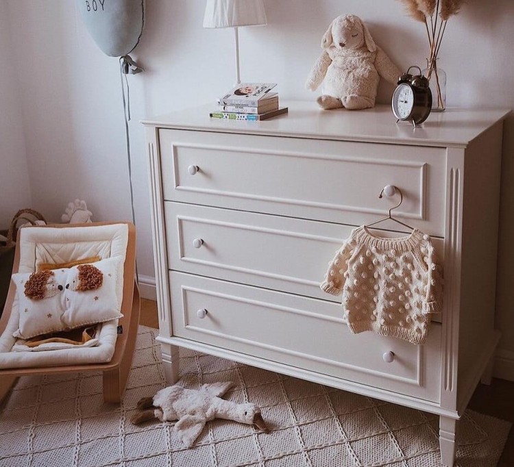 Szuflady komody Bianka – pojemne i z cichym domykiem