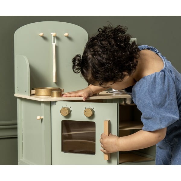 zielona-szalwiowa-kuchnia-drewniana-dla-dzieci-jabadabado