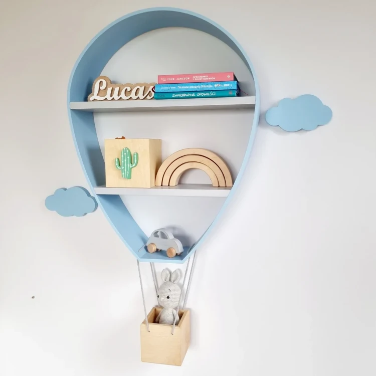 Drewniana półka Balon do pokoju dziecka z koszykiem