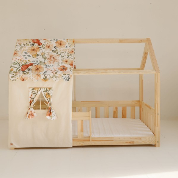 baldachim-z-okienkiem-na-lozeczko-domek.jpg