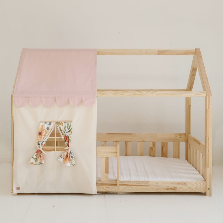 bawełniany-baldachim-z-okienkiem-na-lozko-domek.jpg