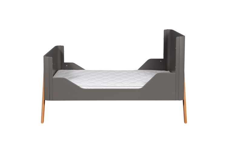 Łóżeczko dziecięce premium w kolorze Seal Grey z naturalnym wykończeniem Teak.