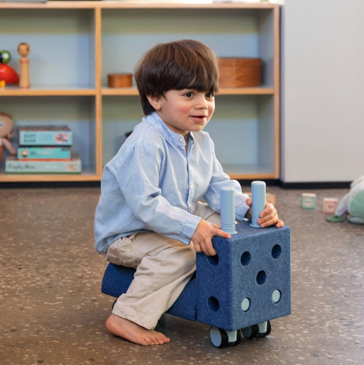 Tiny Ride Niebieski – kreatywne klocki rozwijające motorykę dużą