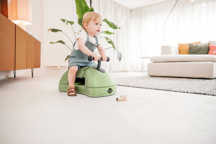 pol_pl_SCOOTANDRIDE-My-First-Ewolucyjny-jezdzik-pchacz-3w1-6-m-Olive-10073_16.jpg