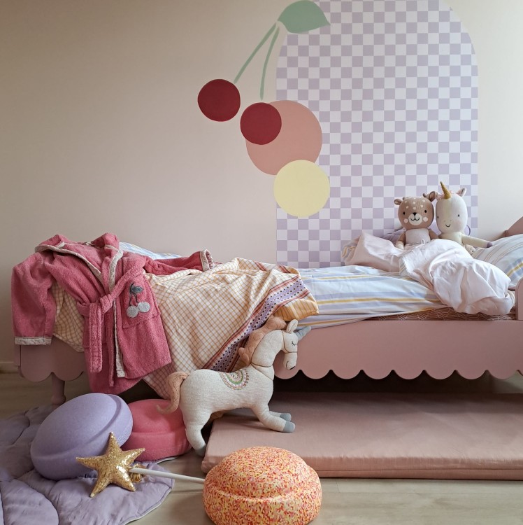 Łóżko drewniane 90x200cm Babushka Różowe