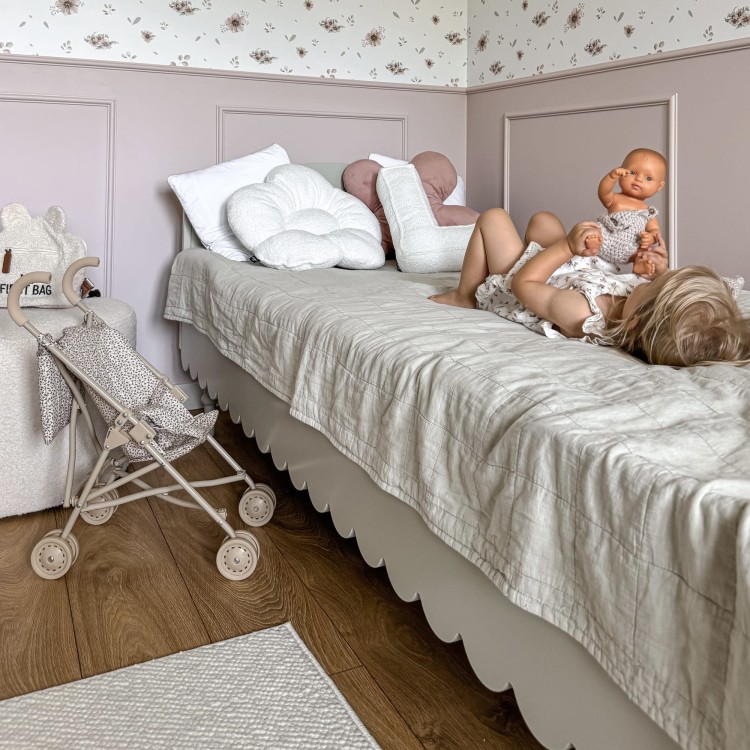 Łóżko drewniane młodzieżowe 120x200cm Babushka Oliwka