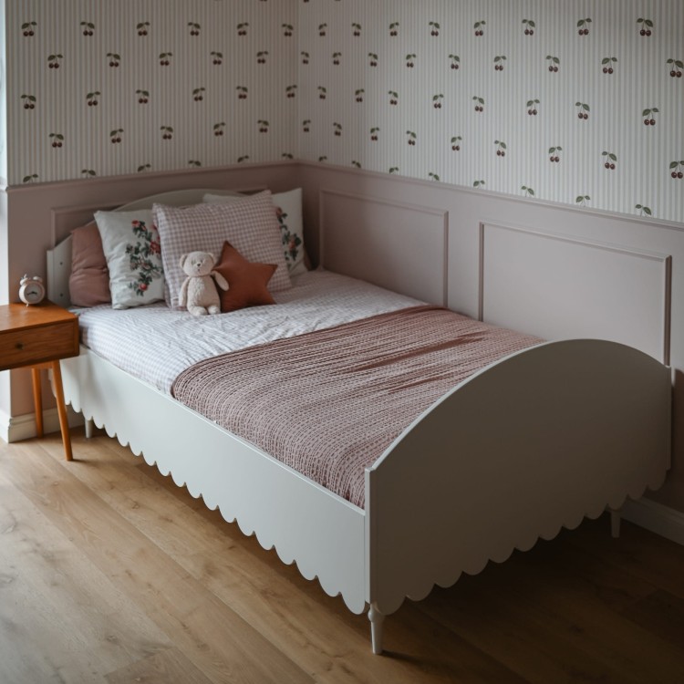 Łóżko drewniane młodzieżowe 120x200cm Babushka Białe