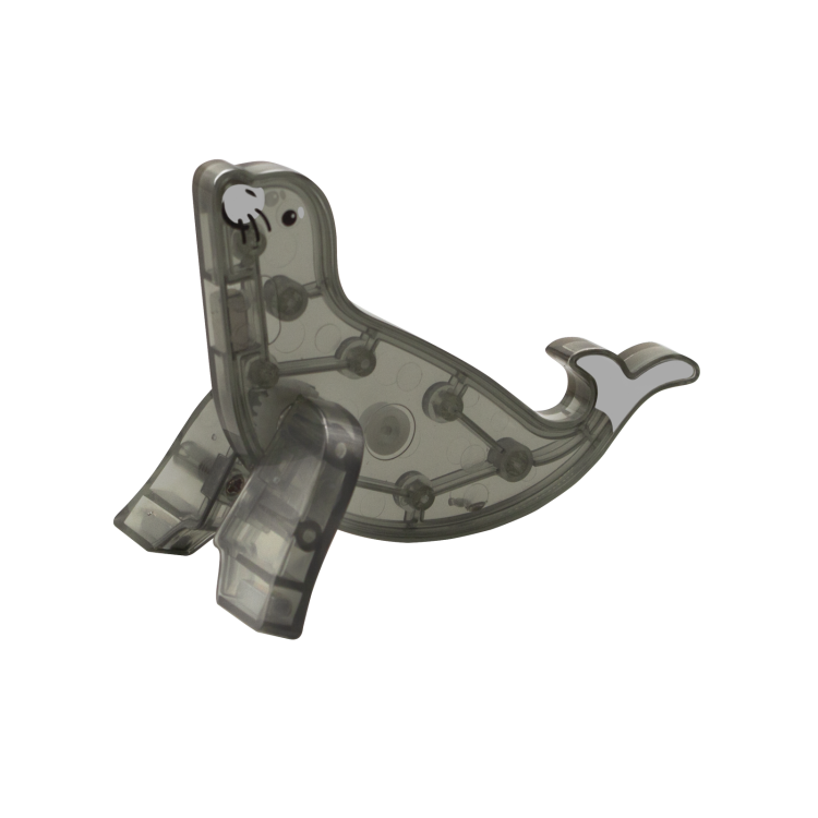 Budowla z zestawu MAGNA-TILES Arctic Animals – lodowe góry i jaskinie z magnetycznych płytek.