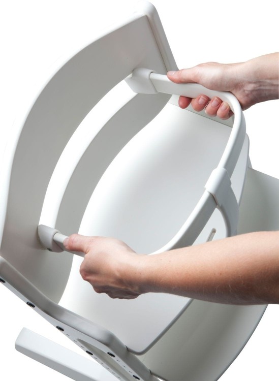 Krzesełko Baby Dan – bezpieczne pasy zabezpieczające