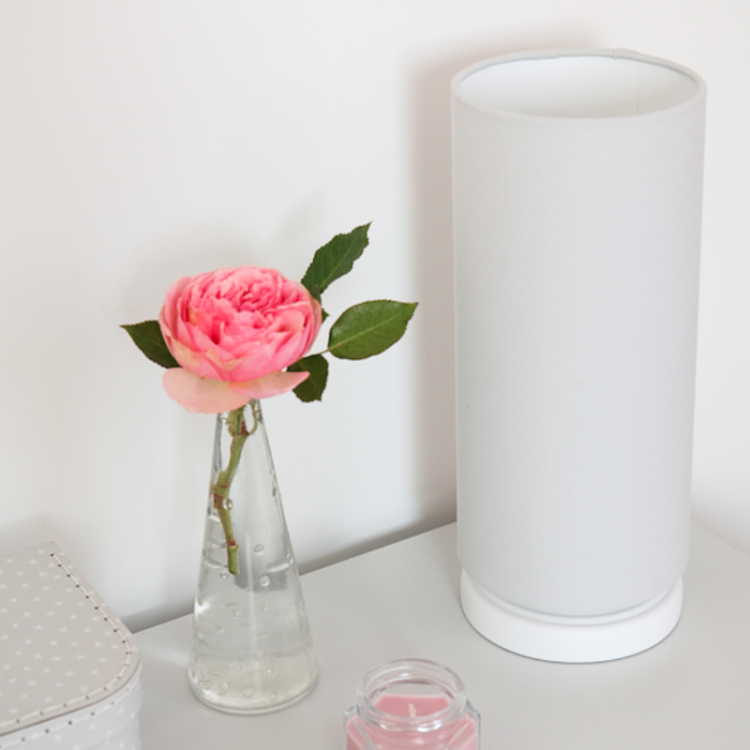 lampka-nocna-szara-do-zasypiania.webp