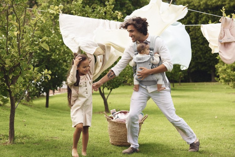pol_pl_BABYBJORN-nosidelko-Harmony-Woven-Jasny-szary-melanz-34196_1.jpg