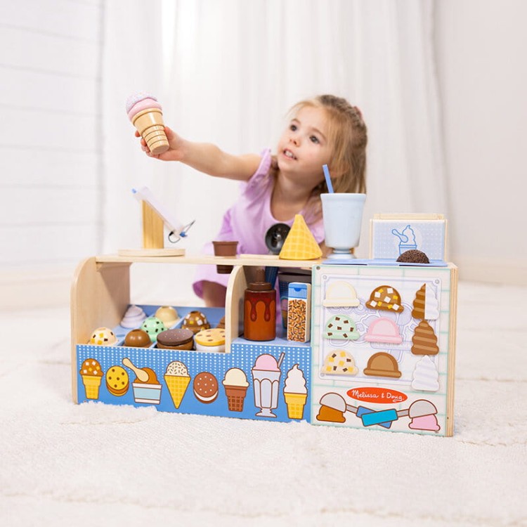 Drewniana lodziarnia do zabawy Melissa & Doug z kolorowymi akcesoriami