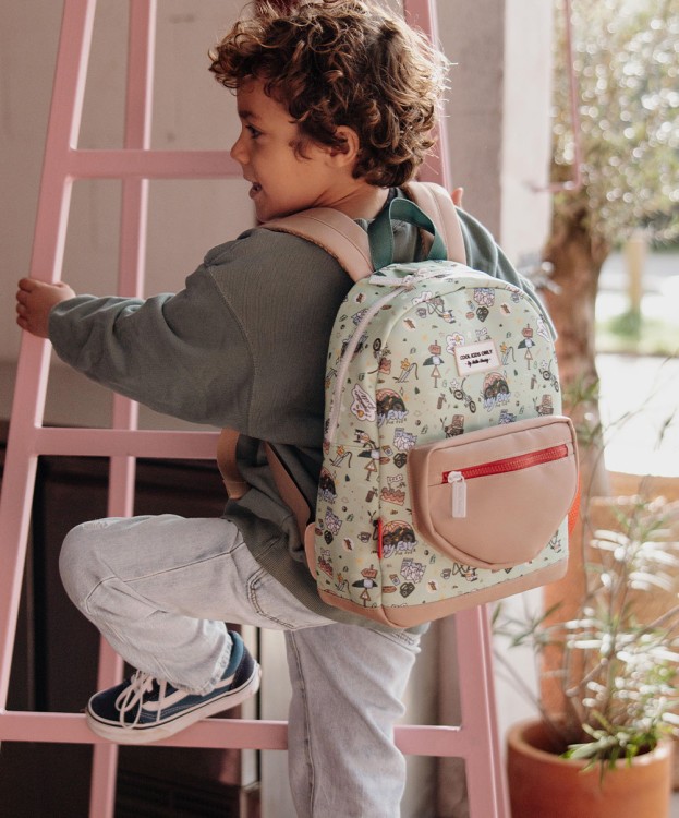 Wygodny plecak szkolny dla dzieci od 2 do 6 lat i starszych