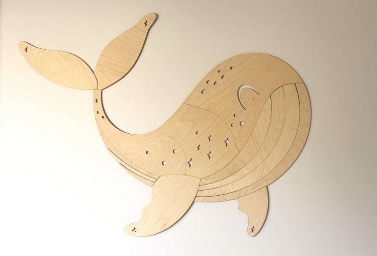 Drewniana dekoracja na ścianę wieloryb