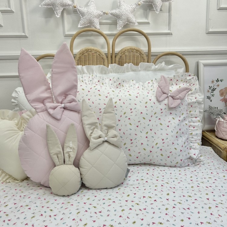 Poduszka dekoracyjna Króliczek L z uszami – bawełniana
