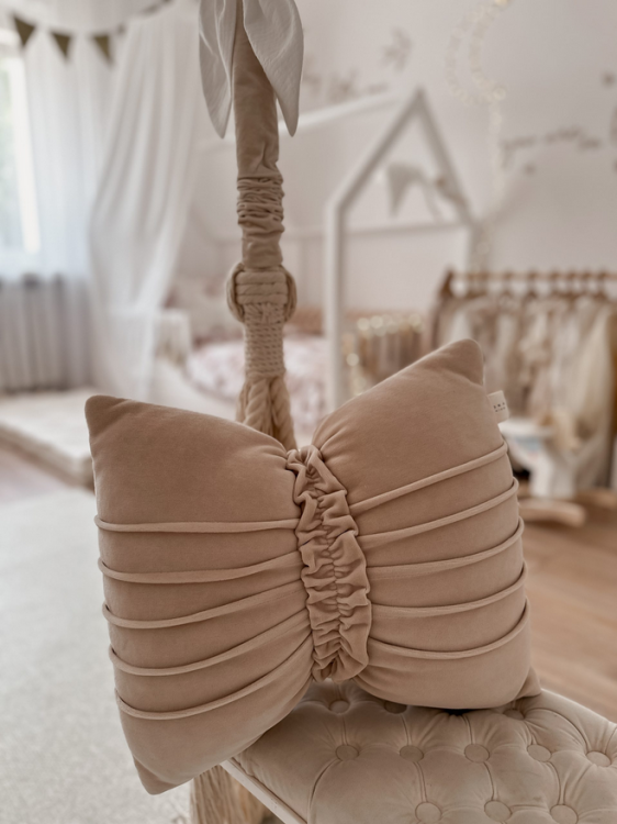 Poduszka welurowa dla dzieci KOKARDA