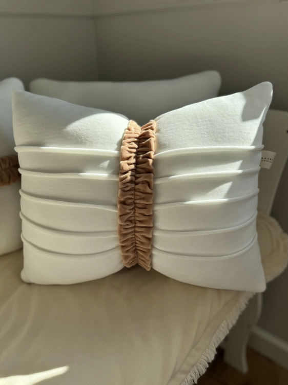 Poduszka welurowa dla dzieci KOKARDA