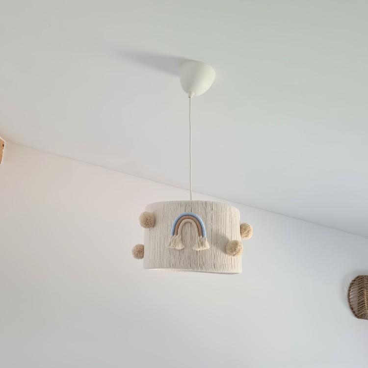 Lampa sufitowa Tęcza Błękitna z makramy i filcu – Marmys Felt Studio