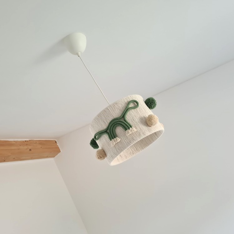 Ręcznie robiona lampa dziecięca z motywem dinozaurów