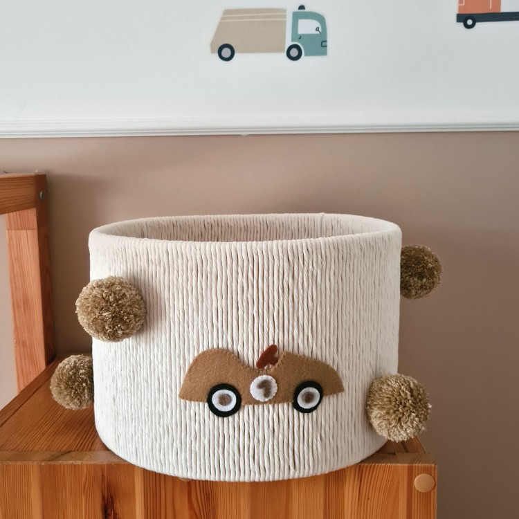 Ręcznie robiona lampa dziecięca z motywem autek retro