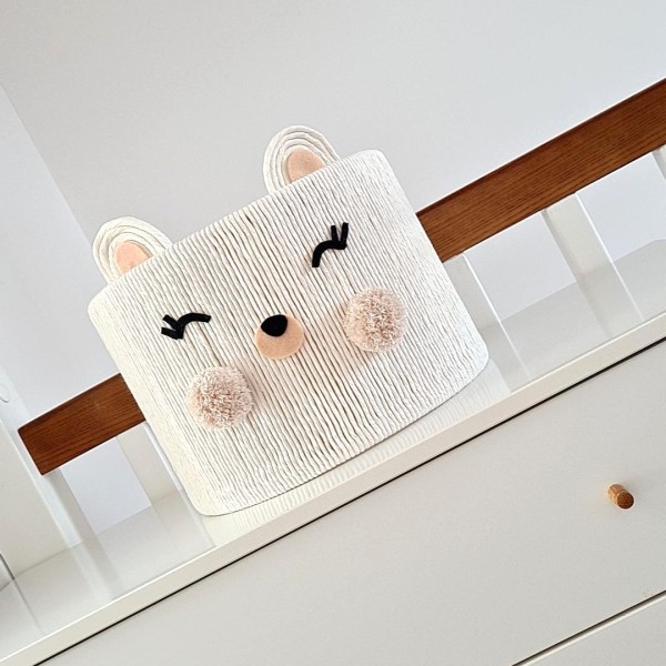 Ręcznie robiona lampa dziecięca z motywem misia